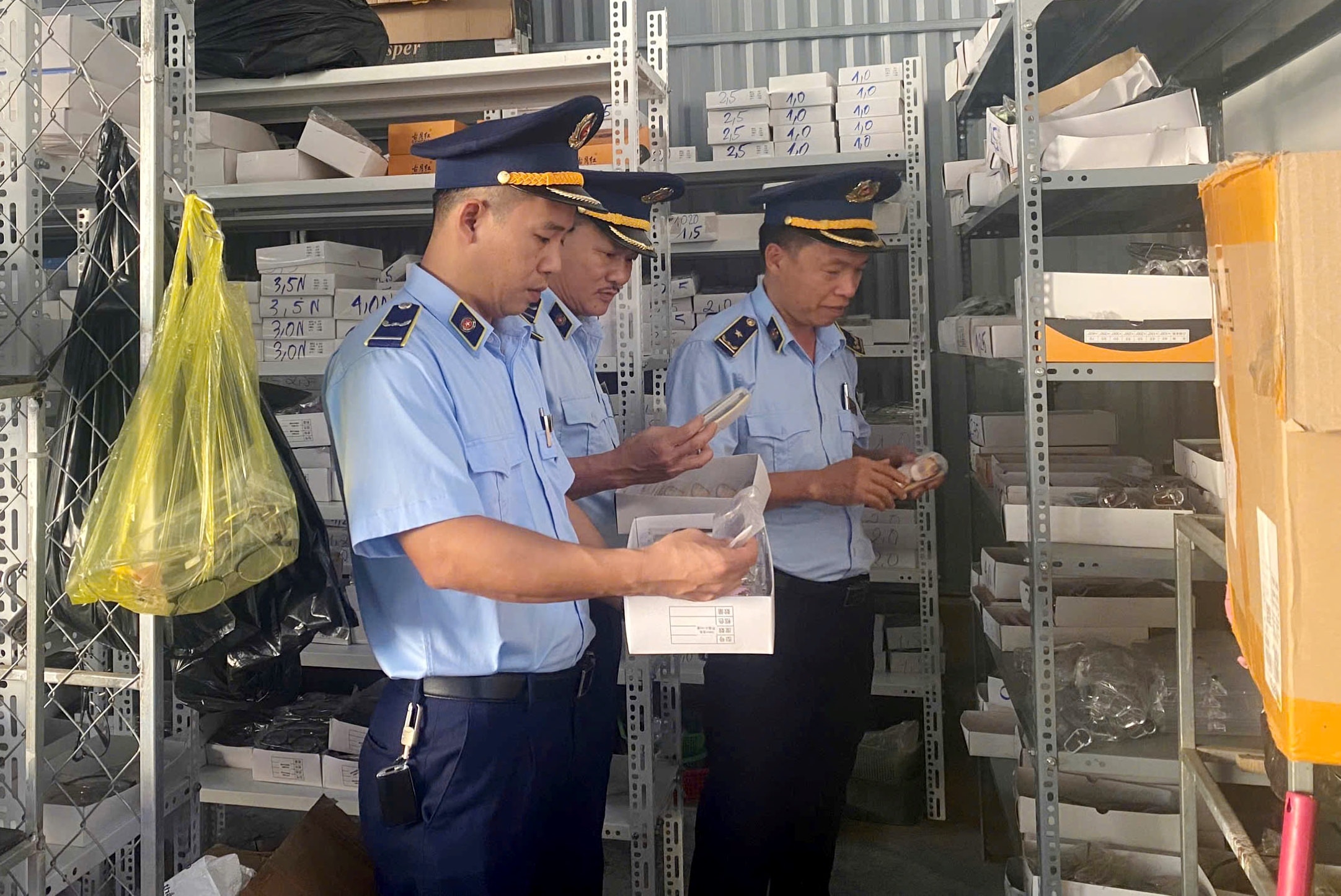 Hà Tĩnh mở đợt cao điểm đấu tranh chống buôn lậu, gian lận thương mại