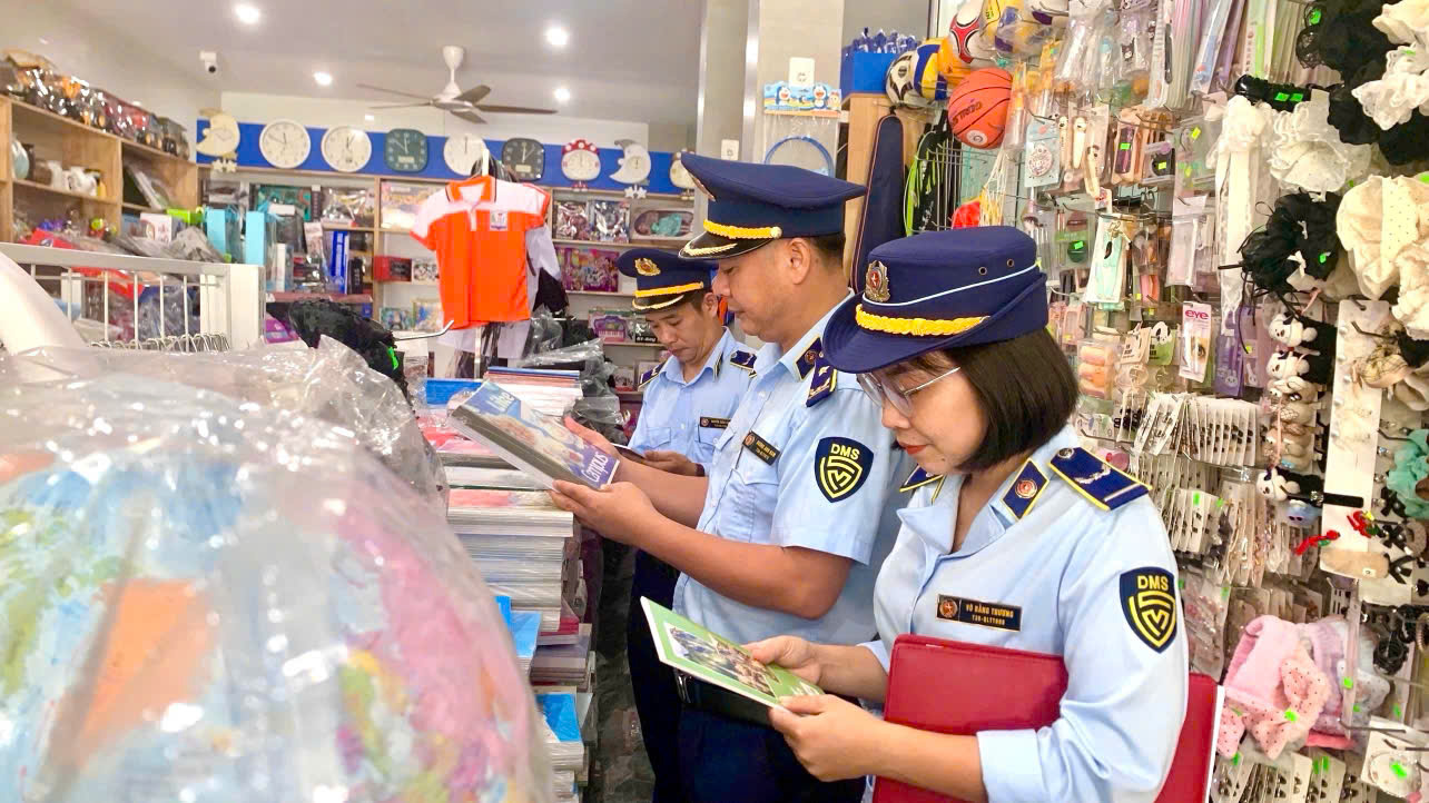 Chi cục QLTT tỉnh Hà Tĩnh: Tăng cường công tác tuyên truyền, kiểm tra, xử lý mặt hàng sách giáo khoa và thiết bị trường học trước thềm khai giảng năm học mới